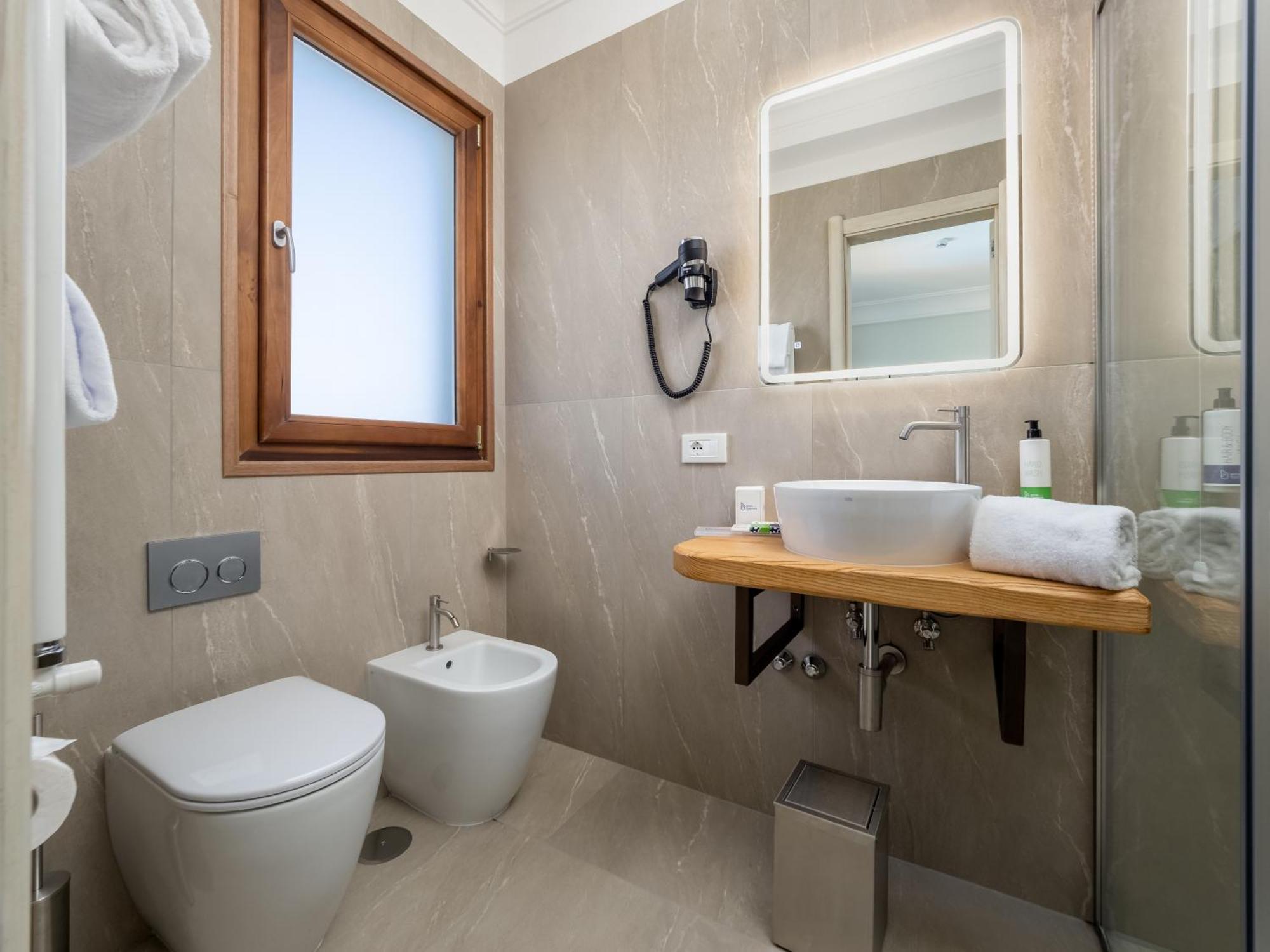 Hotel Gardenia Sorrento, Ascend Hotel Collection Bagian luar foto