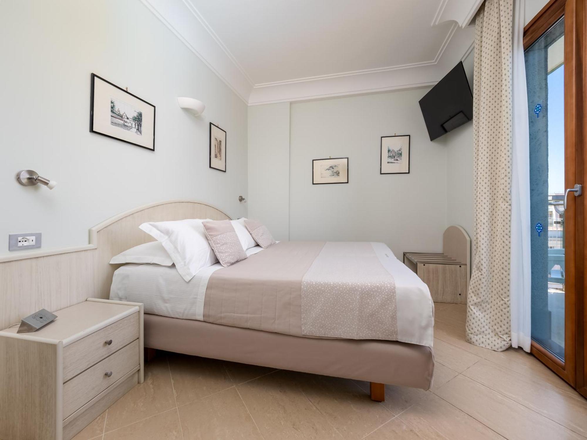Hotel Gardenia Sorrento, Ascend Hotel Collection Bagian luar foto