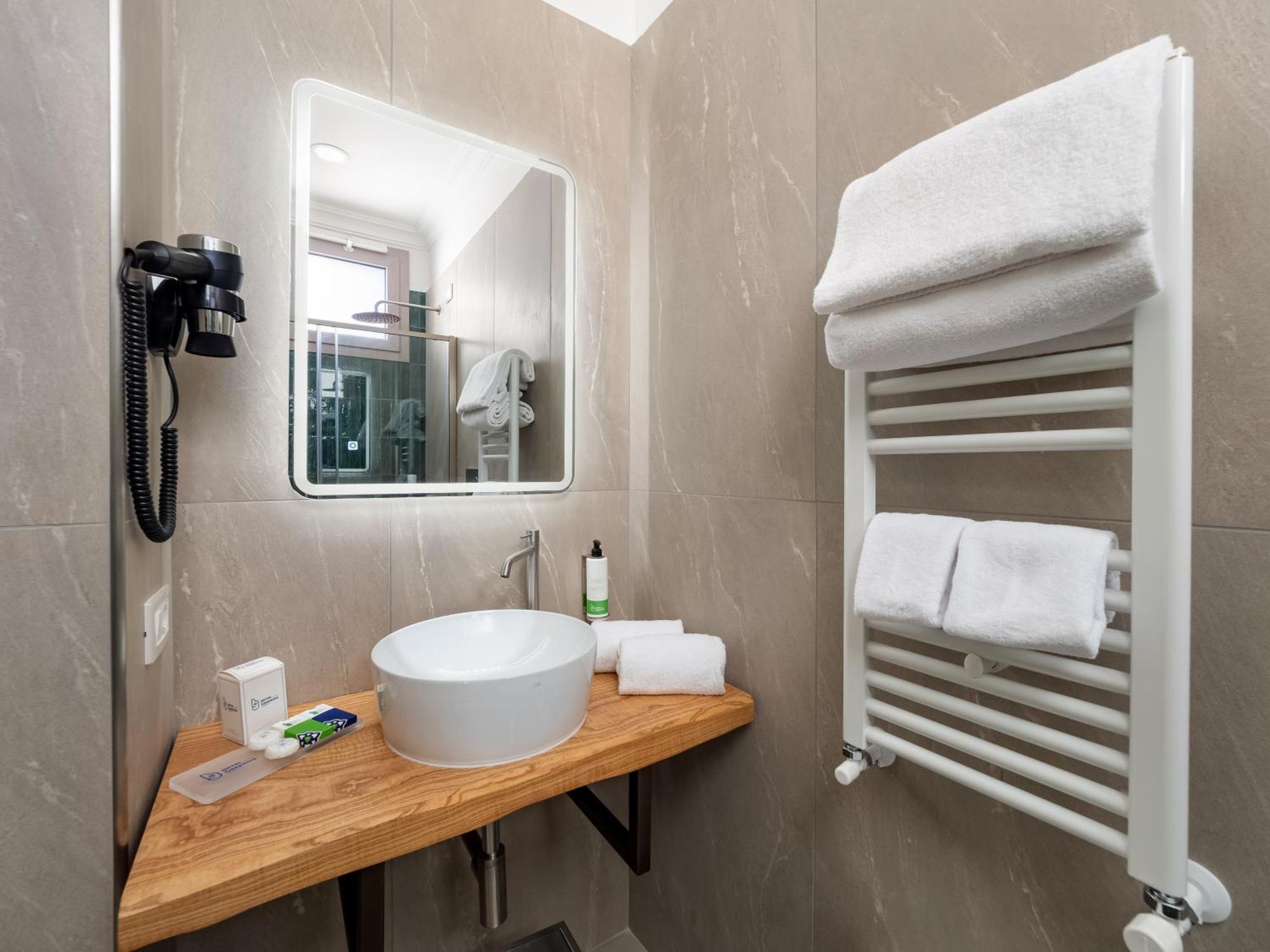 Hotel Gardenia Sorrento, Ascend Hotel Collection Bagian luar foto
