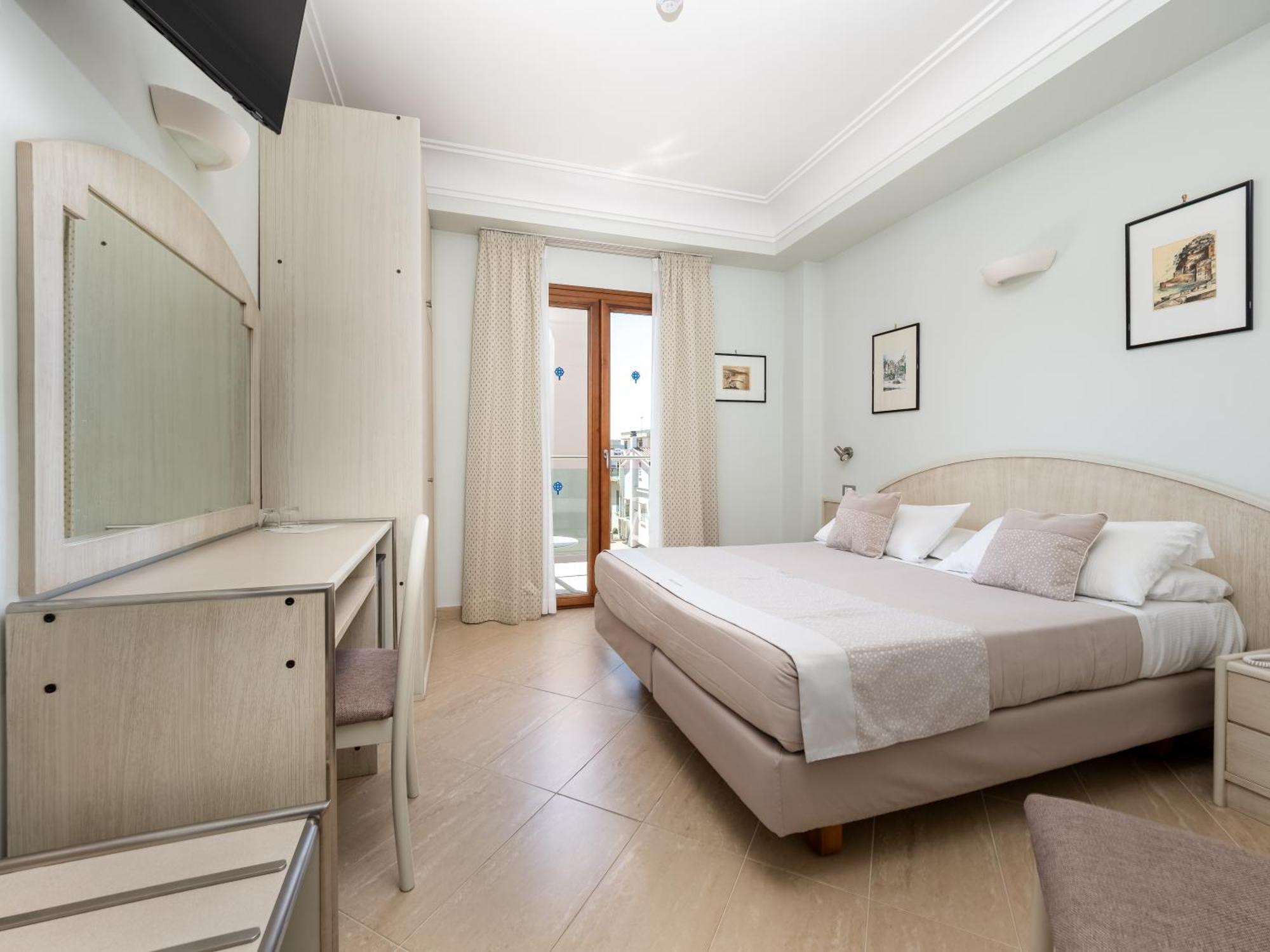 Hotel Gardenia Sorrento, Ascend Hotel Collection Bagian luar foto